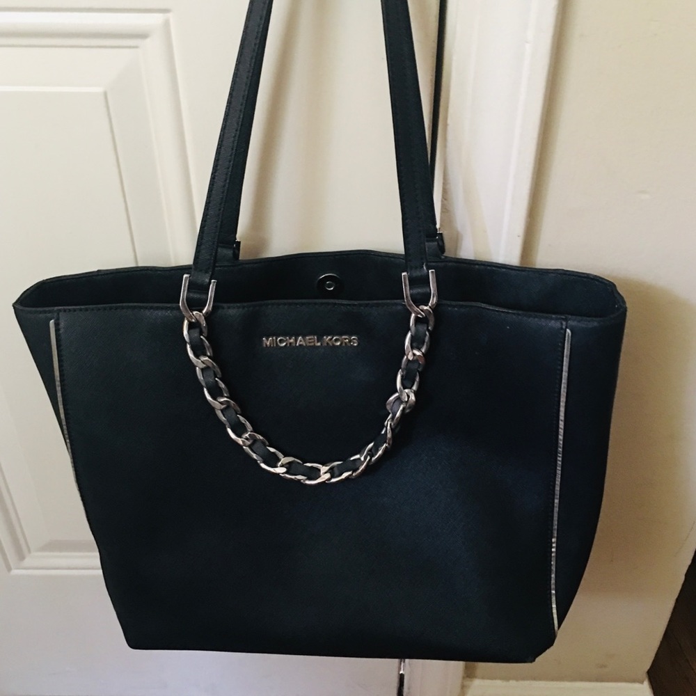 Micheal Kors tote